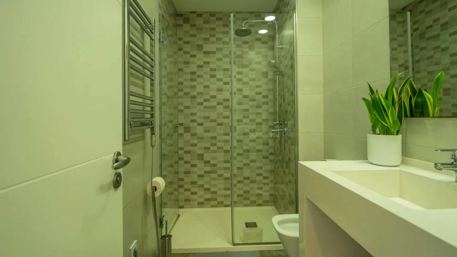 Beachfront Villa In Сон-Серра-де-Марина 0*,