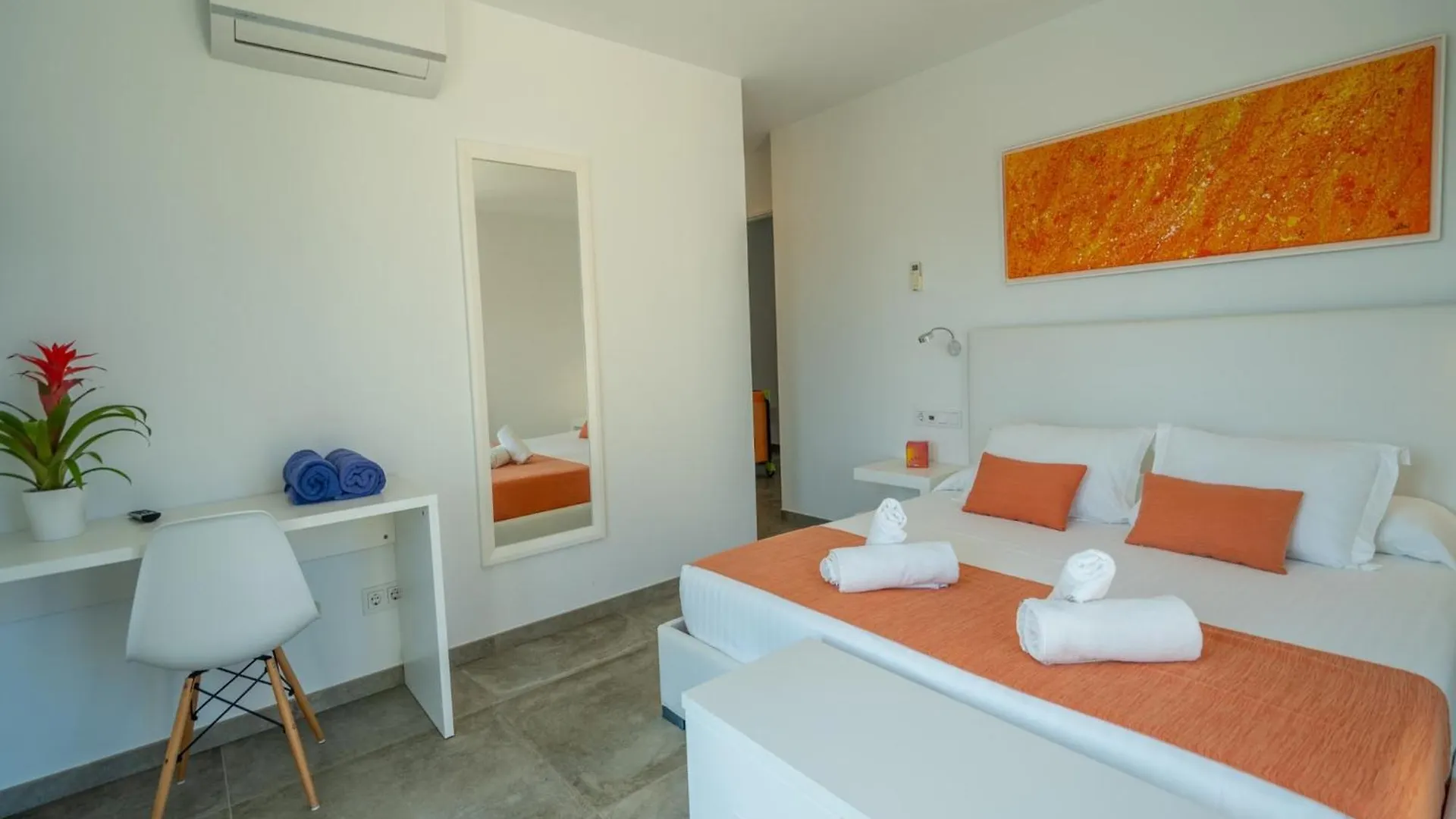 Beachfront Villa In Сон-Серра-де-Марина 0*,  Испания